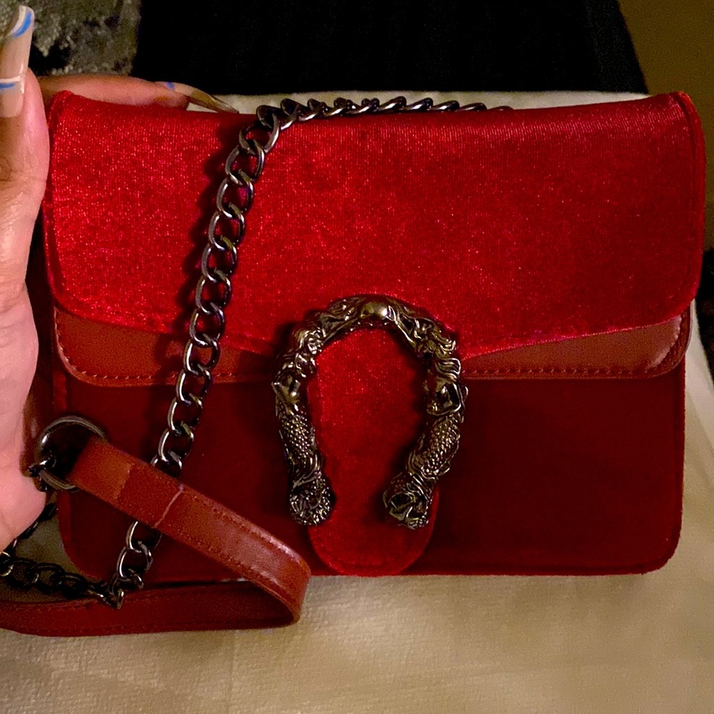 Red dionysus bag